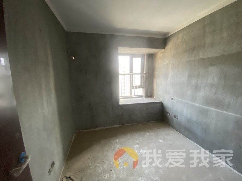 桃欣雅苑 南北通透，采光好 装修好，环镜优美 视野好，诚心出售