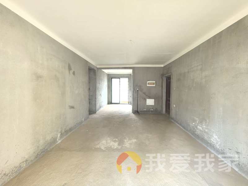 西站瑞都 南北通透，采光好 中间楼层