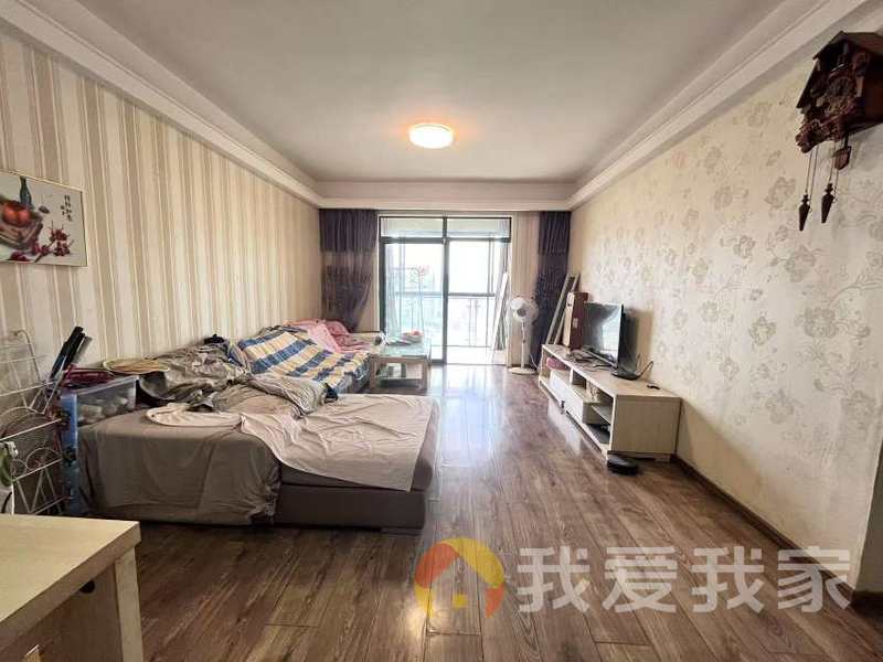 南昌我爱我家伟梦清水湾鸣泉居 南北通透，采光好 装修好，环镜优美 近地铁 视野好，诚心出售