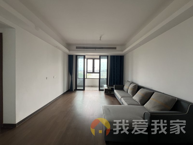 南昌我爱我家鸿海溪园 南北通透，采光好 装修好，环镜优美 中间楼层