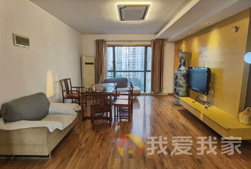 高能金域名都 南北通透，采光好 装修好，环镜优美 周边匹套完善，，出行方便