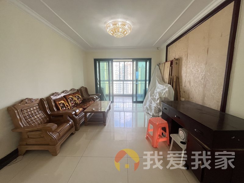 南昌我爱我家恒大名都 南北通透，采光好 装修好，环镜优美 近地铁 视野好，诚心出售