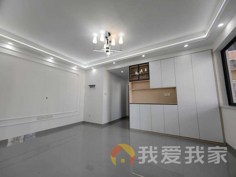 抚生佳园 南北通透，采光好 视野好，诚心出售