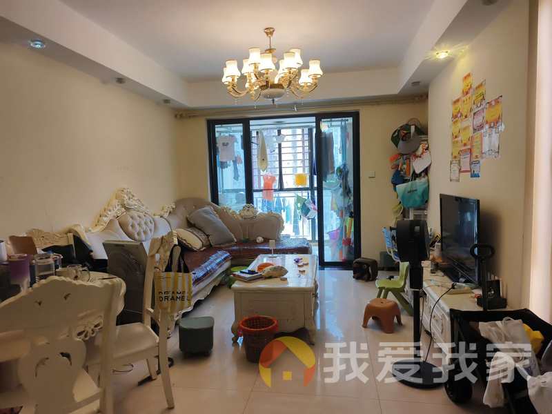 南昌我爱我家联发君悦朝阳 南北通透，采光好 装修好，环镜优美 中间楼层
