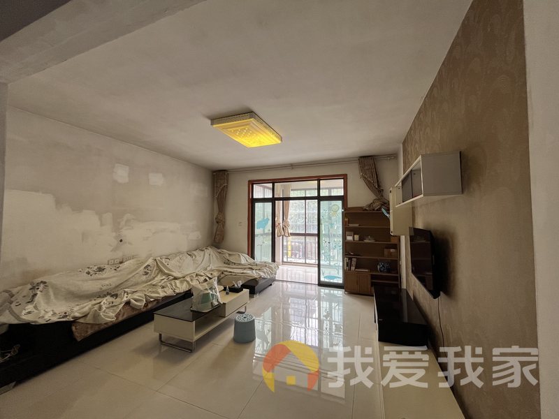 南昌我爱我家金沙逸都 南北通透，采光好 装修好，环镜优美 视野好，诚心出售