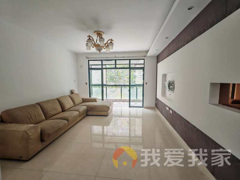 南昌我爱我家经纬府邸二期雍园 南北通透，采光好 装修好，环镜优美 周边匹套完善，，出行方便