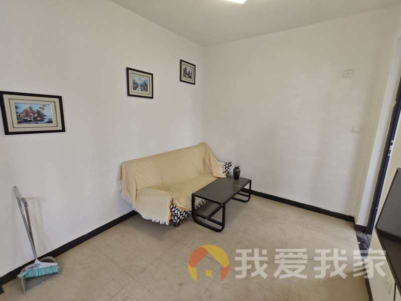 南昌我爱我家世纪中央城 南北通透，采光好 近地铁 中间楼层
