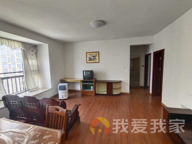 南昌我爱我家金色学府 南北通透，采光好 装修好，环镜优美 近地铁 视野好，诚心出售