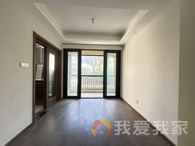 南昌我爱我家阳光城丽景湾小区 南北通透，采光好 装修好，环镜优美 周边匹套完善，，出行方便