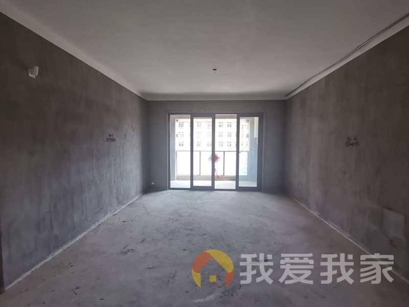 南昌我爱我家国贸天峯（裕府） 南北通透，采光好 周边匹套完善，，出行方便