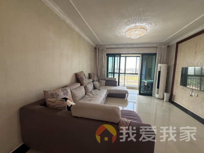 南昌我爱我家恒大城 南北通透，采光好 装修好，环镜优美 中间楼层