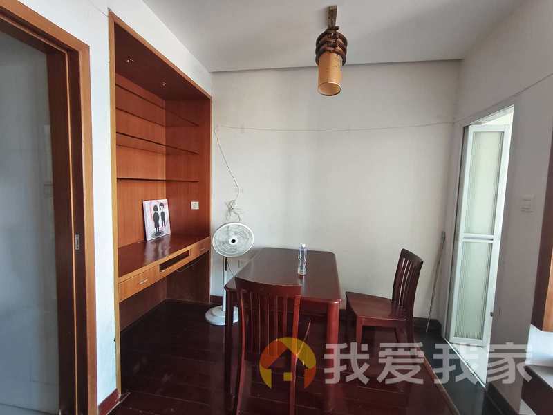 南昌我爱我家天集领寓（玉河明珠公寓楼） 南北通透，采光好 装修好，环镜优美 视野好，诚心出售