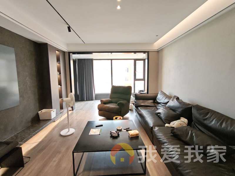 南昌我爱我家玉河明珠住宅 南北通透，采光好 装修好，环镜优美 视野好，诚心出售