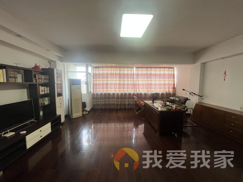 南昌我爱我家三经路 南北通透，采光好 装修好，环镜优美 视野好，诚心出售