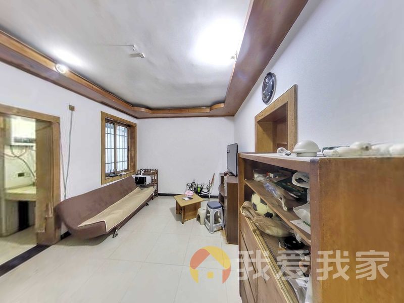 南昌我爱我家洪都新村 南北通透，采光好 近地铁 周边匹套完善，，出行方便