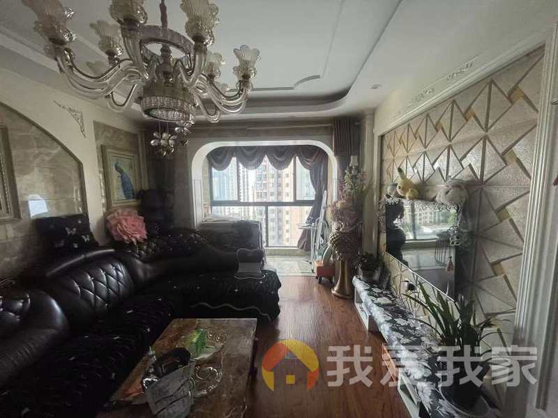 南昌我爱我家贤湖澜景 南北通透，采光好 装修好，环镜优美 中间楼层