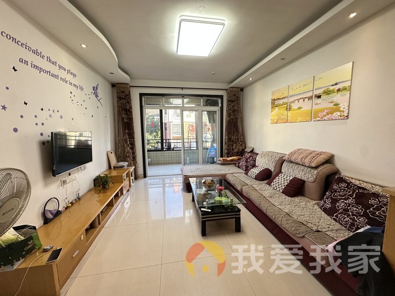 南昌我爱我家正荣大湖之都西水滨 南北通透，采光好 装修好，环镜优美 近地铁 视野好，诚心出售