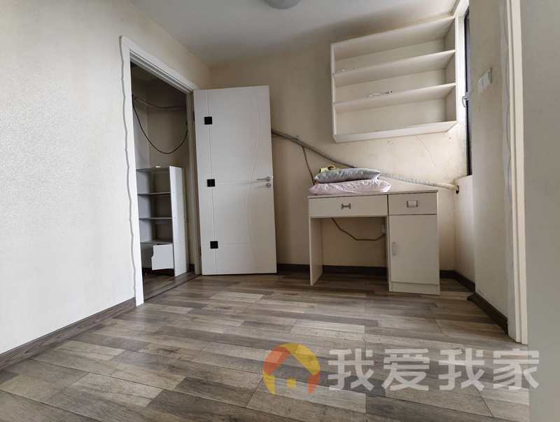 南昌我爱我家红谷凯旋 南北通透，采光好 近地铁 视野好，诚心出售