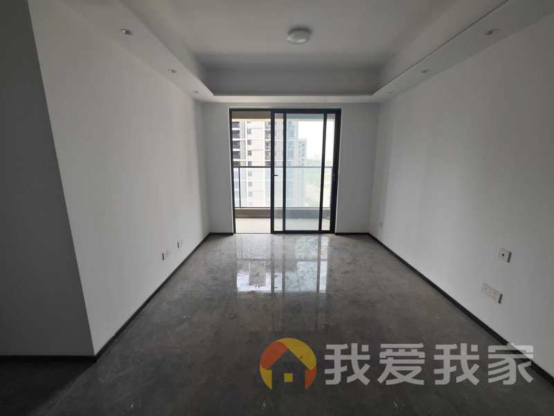 南昌我爱我家西客站双地铁旁 精品房源 小区环境好 风雨连廊设施好