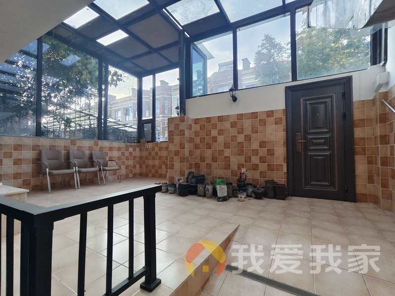 南昌我爱我家象湖新城·绿地山庄别墅·6室