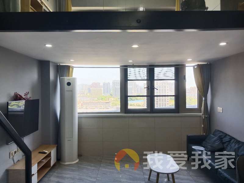 南昌我爱我家新建新城吾悦广场 南北通透，采光好 装修好，环镜优美 中间楼层