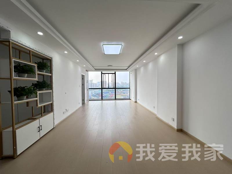 南昌我爱我家高能金域名都 视野好，诚心出售