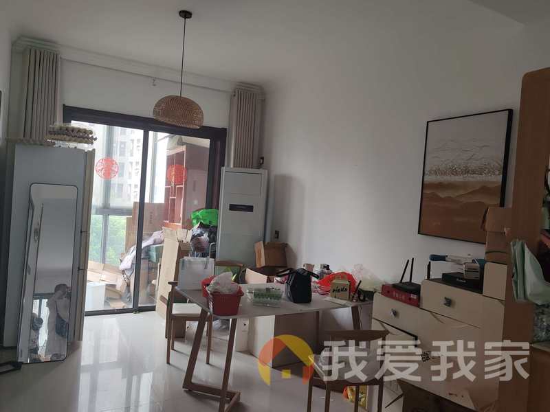 南昌我爱我家万达华府御园 南北通透，采光好 装修好，环镜优美 近地铁 周边匹套完善，，出行方便