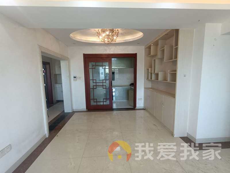 南昌我爱我家九仰梧桐公寓（国芳城市花园） 南北通透，采光好 装修好，环镜优美 周边匹套完善，，出行方便