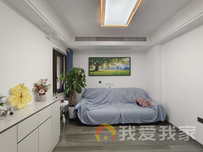 南昌我爱我家水岸菁华 南北通透，采光好 装修好，环镜优美 近地铁 中间楼层