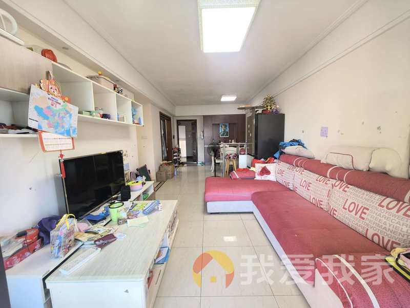 南昌我爱我家保利金香槟 南北通透，采光好 近地铁 视野好，诚心出售