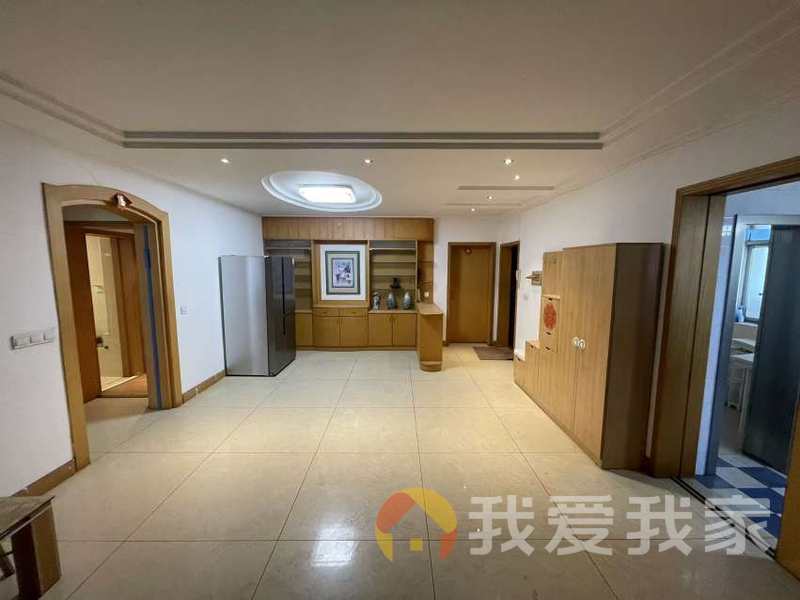 南昌我爱我家盐政大厦 南北通透，采光好 装修好，环镜优美 近地铁 视野好，诚心出售