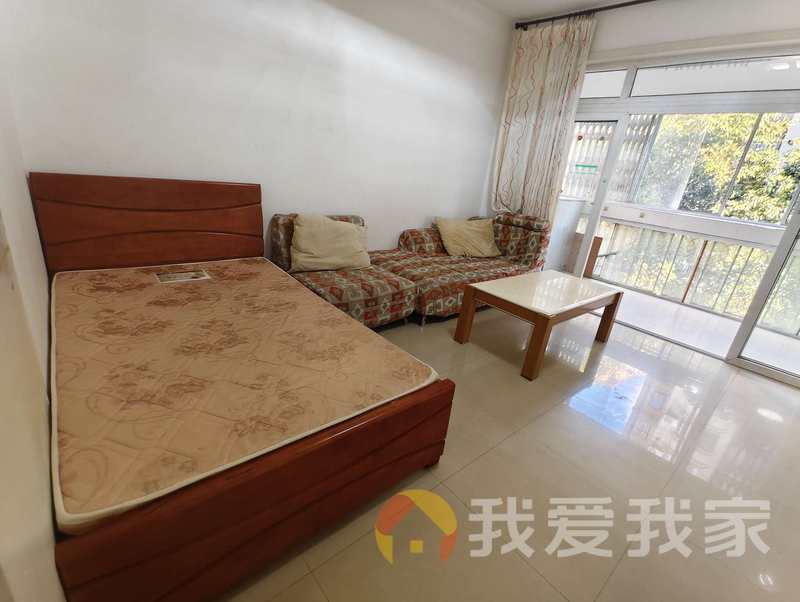 南昌我爱我家红谷世纪花园C区 南北通透，采光好 装修好，环镜优美 近地铁 视野好，诚心出售