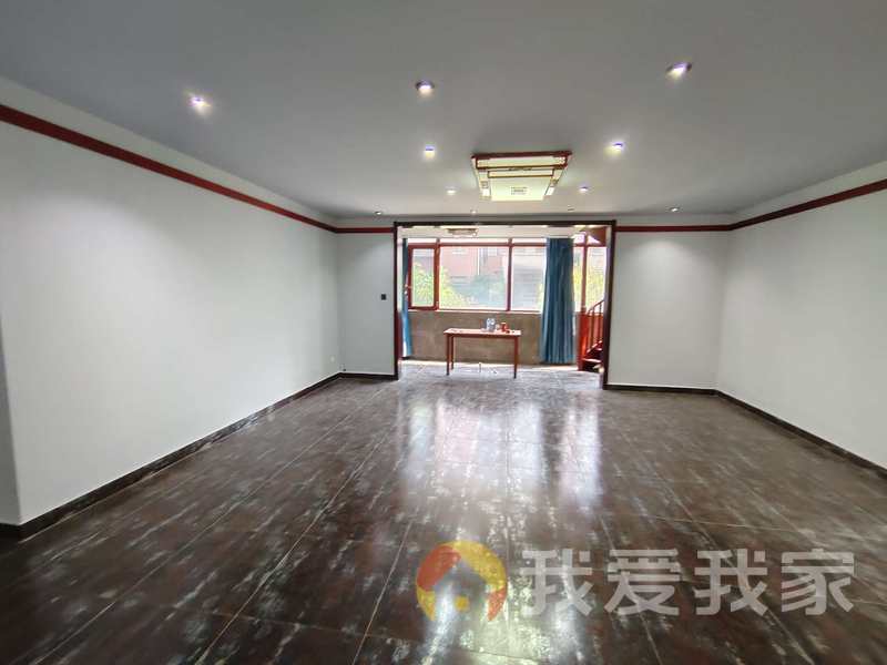 南昌我爱我家香澄苑 南北通透，采光好 装修好，环镜优美 周边匹套完善，，出行方便