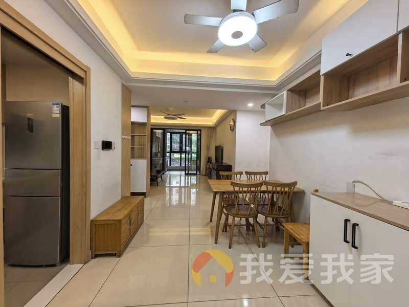 南昌我爱我家南部美的城 南北通透，采光好 装修好，环镜优美 周边匹套完善，，出行方便