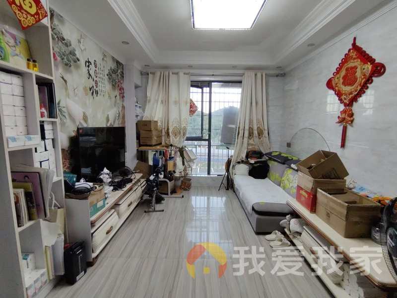 南昌我爱我家颐澜湾 南北通透，采光好 装修好，环镜优美 中间楼层