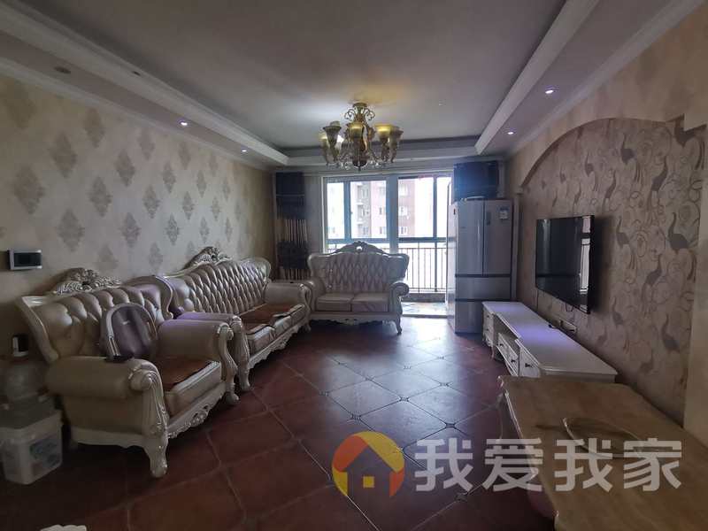 南昌我爱我家高新大道满庭春 南北通透，采光好 装修好，环镜优美 中间楼层