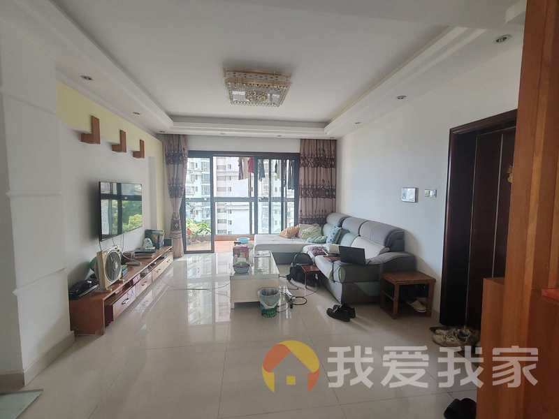 南昌我爱我家万达华府御园 南北通透，采光好 装修好，环镜优美 近地铁 周边匹套完善，，出行方便