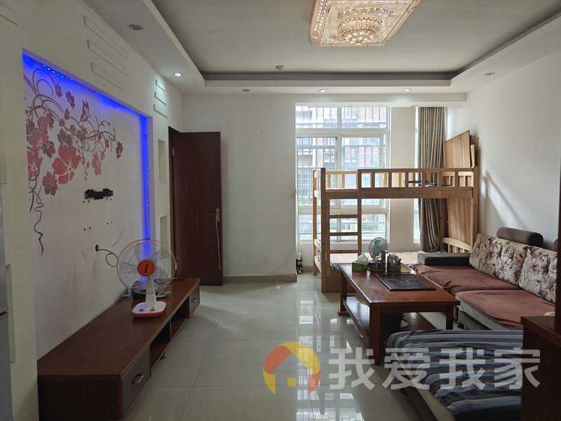 南昌我爱我家正荣大湖之都西水滨 南北通透，采光好 装修好，环镜优美 近地铁 视野好，诚心出售
