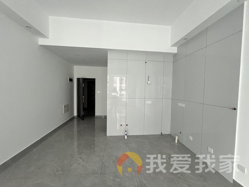 南昌我爱我家庞大领航 南北通透，采光好 装修好，环镜优美 中间楼层