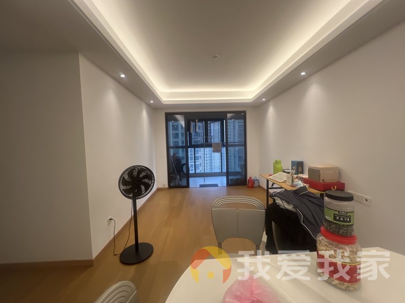 南昌我爱我家新力上园 南北通透，采光好 装修好，环镜优美 中间楼层
