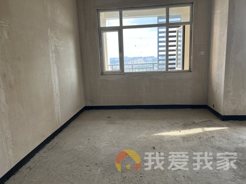 南昌我爱我家保利半山国际花园莱茵水岸 南北通透，采光好 中间楼层
