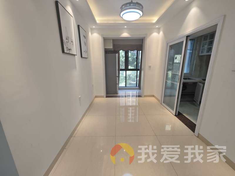 南昌我爱我家北通透  楼下学校  精装修三房 交通便利