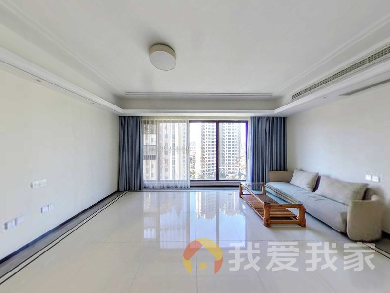南昌我爱我家蓝光雍锦半岛 南北通透，采光好 装修好，环镜优美 近地铁 中间楼层