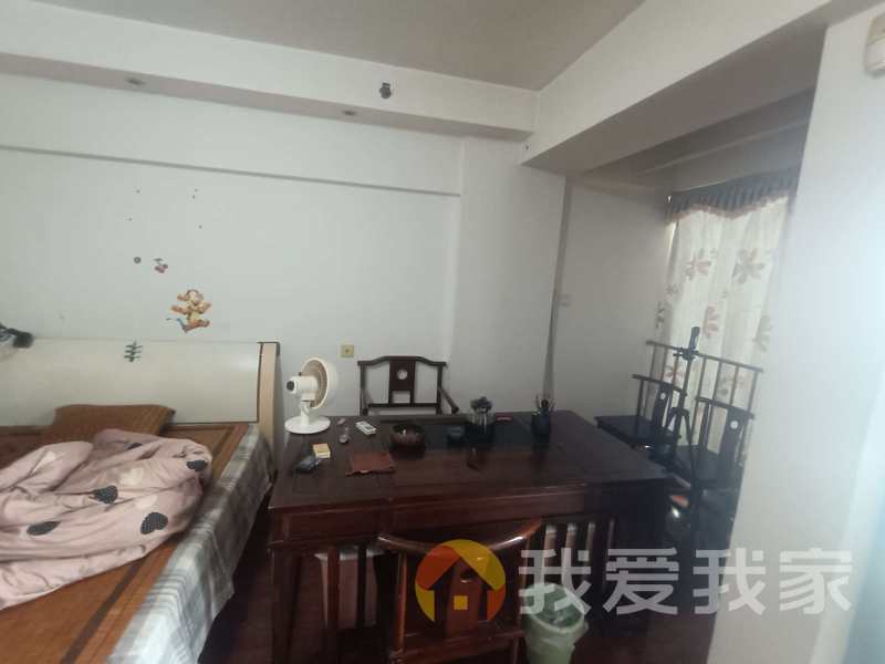 南昌我爱我家万科蚂蚁工房 南北通透，采光好 装修好，环镜优美 视野好，诚心出售