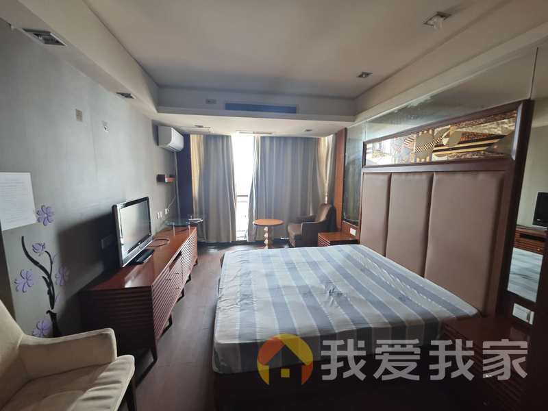 南昌我爱我家海航白金汇 南北通透，采光好 装修好，环镜优美 近地铁 视野好，诚心出售