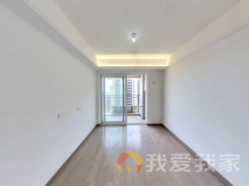 南昌我爱我家联发万科海上明月 南北通透，采光好 装修好，环镜优美 视野好，诚心出售