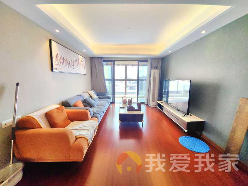 南昌我爱我家新力琥珀园一期 南北通透，采光好 装修好，环镜优美 视野好，诚心出售