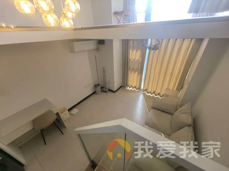 南昌我爱我家力高雍湖国际 南北通透，采光好 装修好，环镜优美 近地铁 视野好，诚心出售