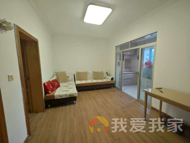 南昌我爱我家鹅颈巷 南北通透，采光好 装修好，环镜优美 视野好，诚心出售