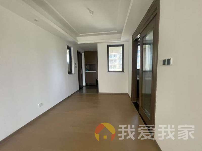 南昌我爱我家九颂山河春江悦 南北通透，采光好 装修好，环镜优美 周边匹套完善，，出行方便